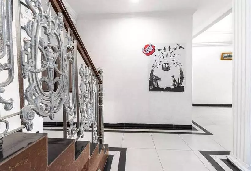 Hotelli Reddoorz @ Jalan Mojopahit Medan