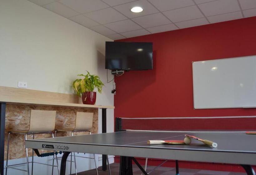 فندق صغير Centre International De Séjour