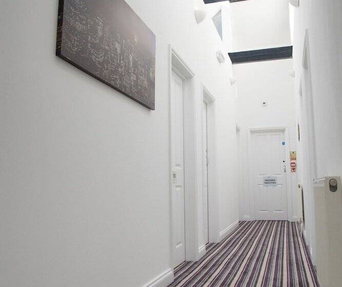 호텔 Beckenham High Street