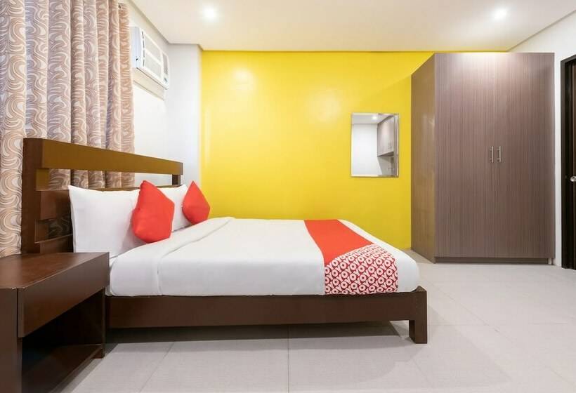 ホテル Oyo 121 Nakpil