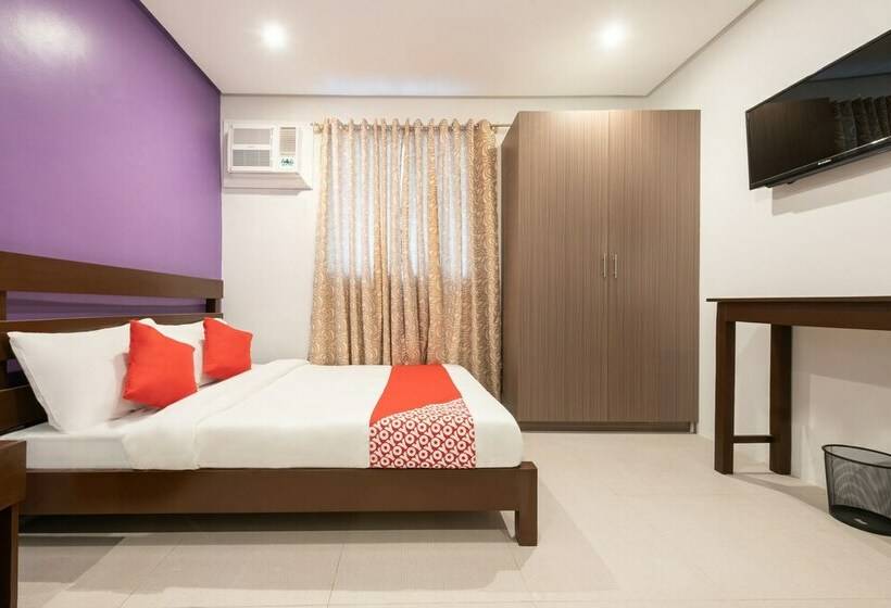 ホテル Oyo 121 Nakpil