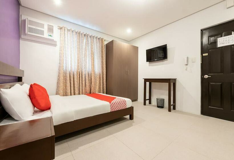 ホテル Oyo 121 Nakpil