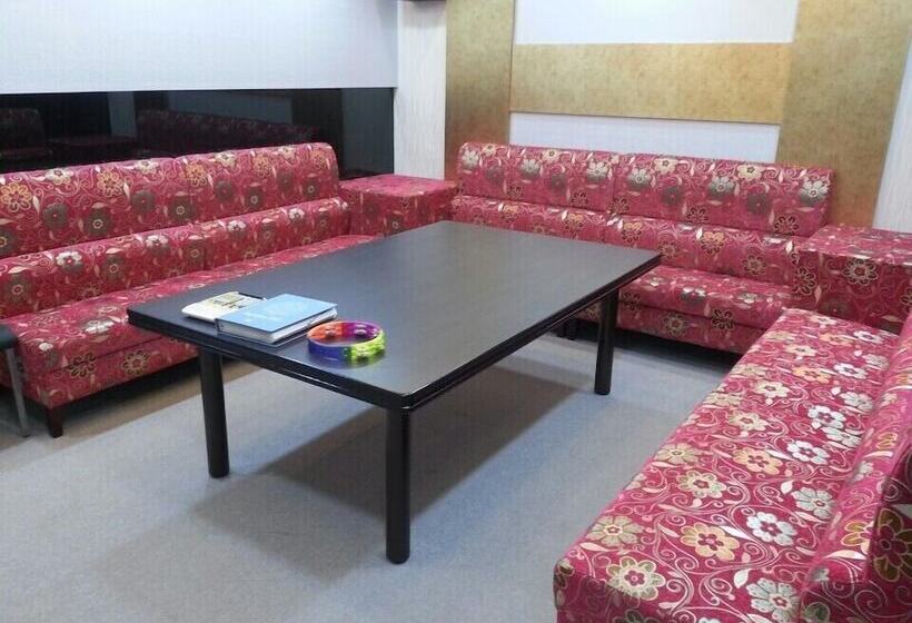 호텔 Tongyeong Beach Castle