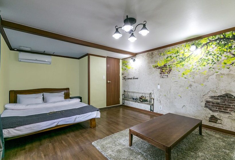 호텔 Tongyeong Beach Castle