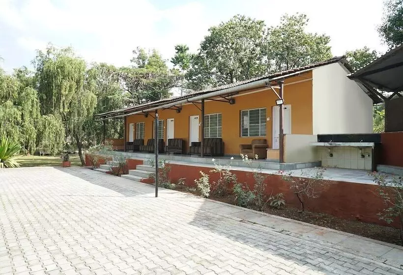 ホテル Oyo 23383 Sai Holiday Resorts