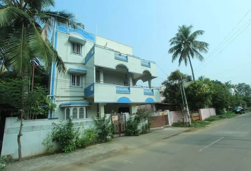 ホテル Oyo 25080 Vivekam Home Stay