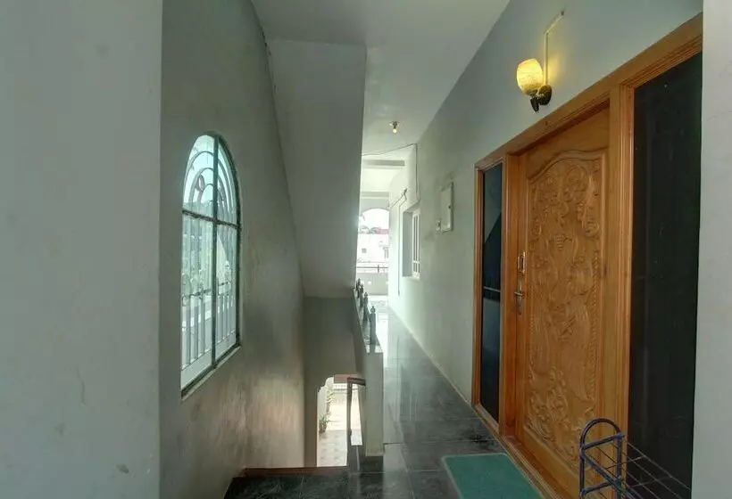 ホテル Oyo 25080 Vivekam Home Stay
