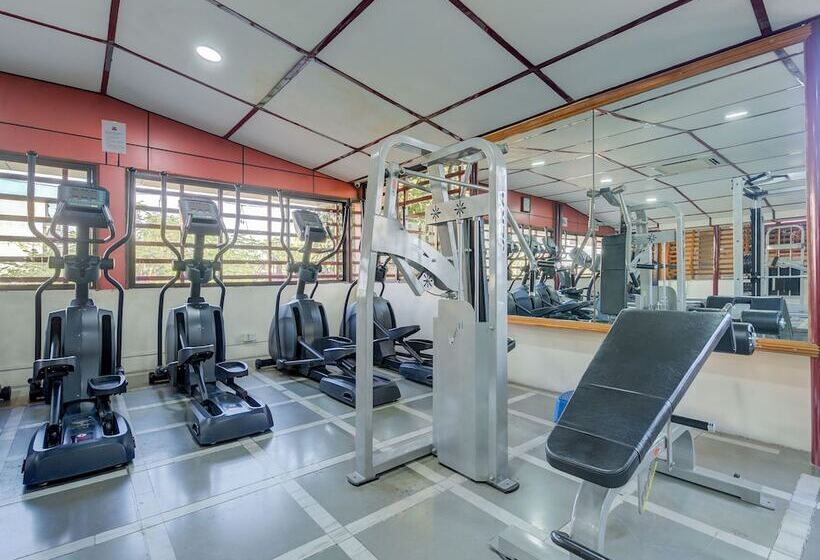 Отель Oyo 26855 Kailasdham