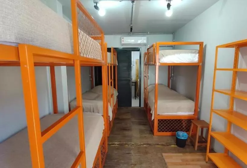 Eco Hostel & Suítes