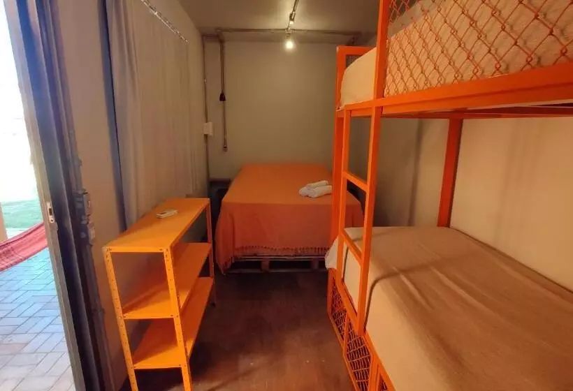 Eco Hostel & Suítes