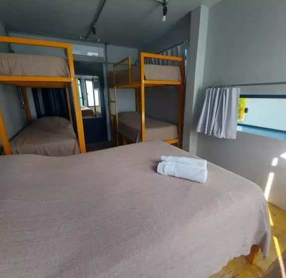 Eco Hostel & Suítes