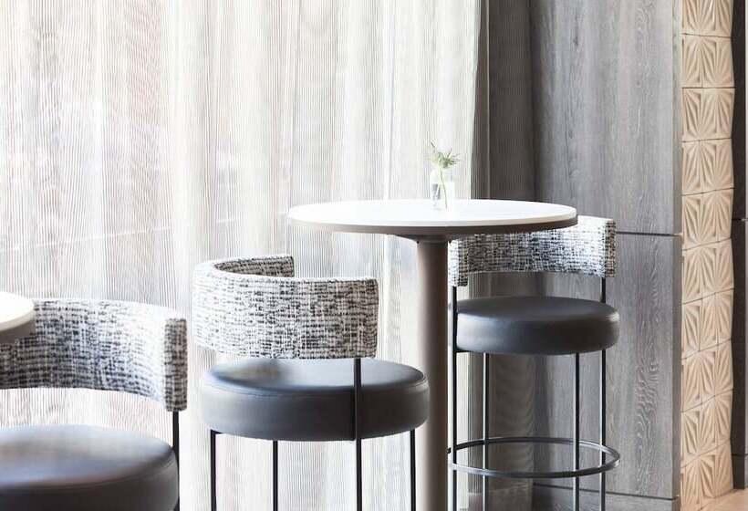 Ac Hotel By Marriott Miami Airport West/doral