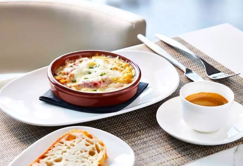 Ac Hotel By Marriott Miami Airport West/doral