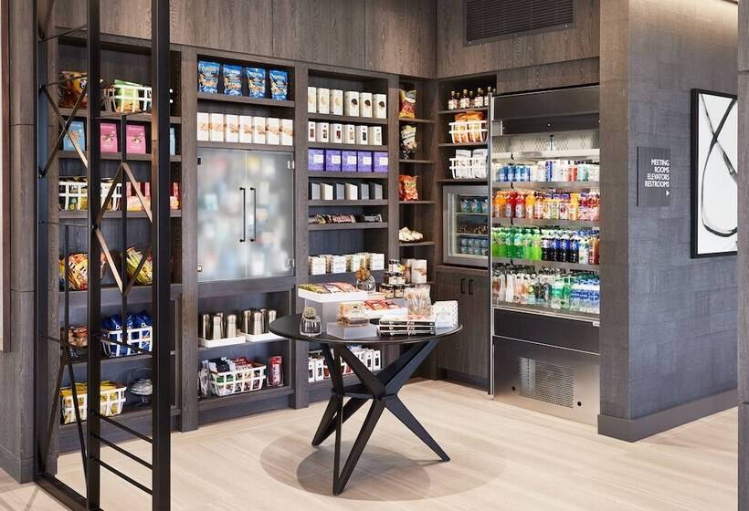 Ac Hotel By Marriott Miami Airport West/doral