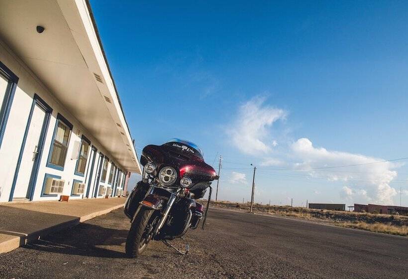 فندق على الطريق Riata Inn  Marfa