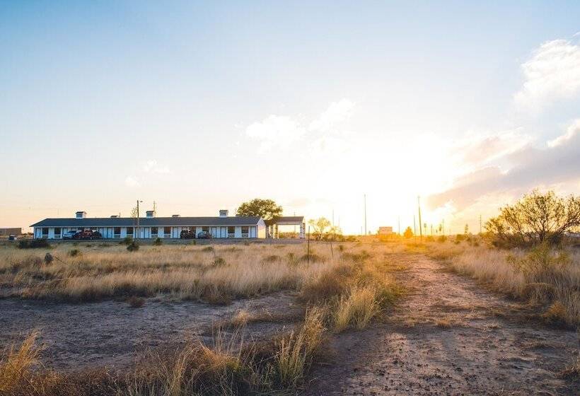 فندق على الطريق Riata Inn  Marfa
