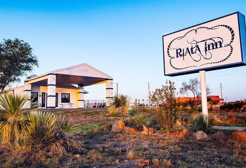 Motelli Riata Inn  Marfa