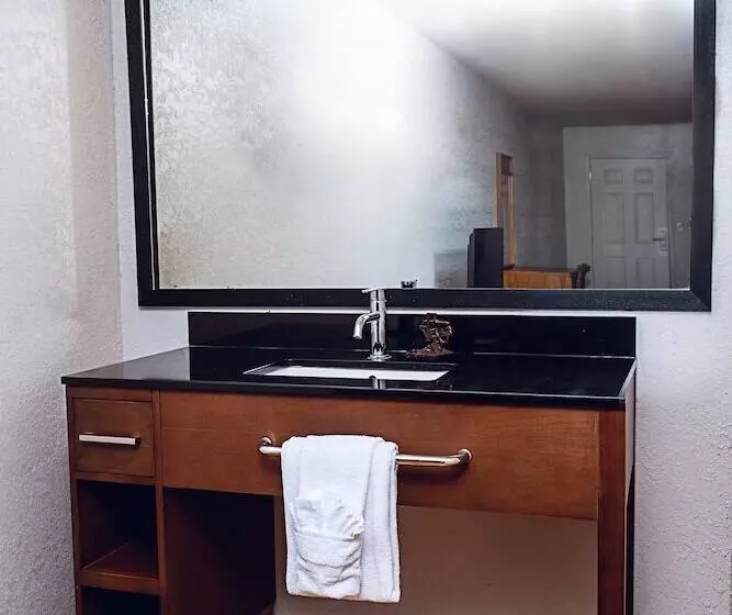 Motelli Riata Inn  Marfa