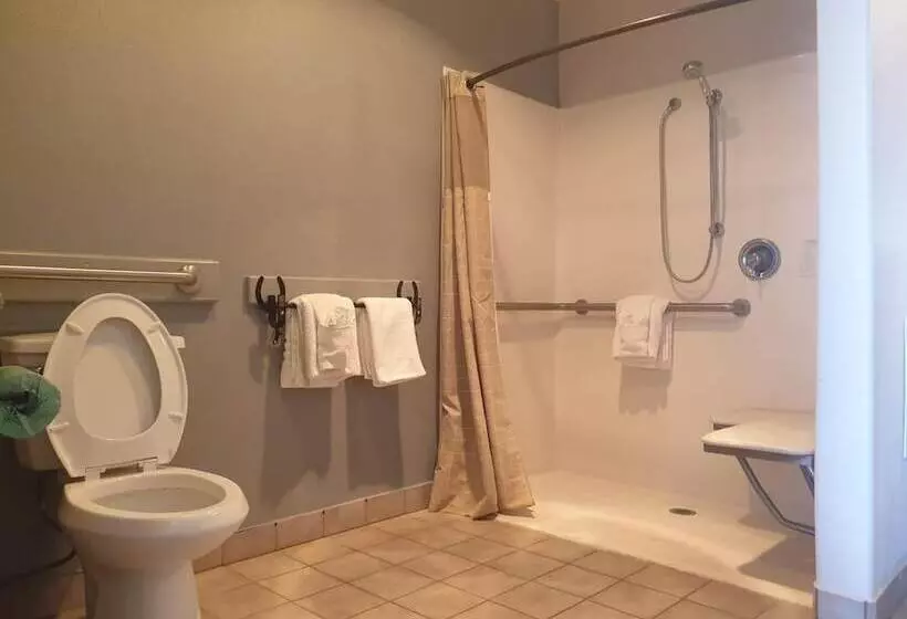 Motelli Riata Inn  Marfa