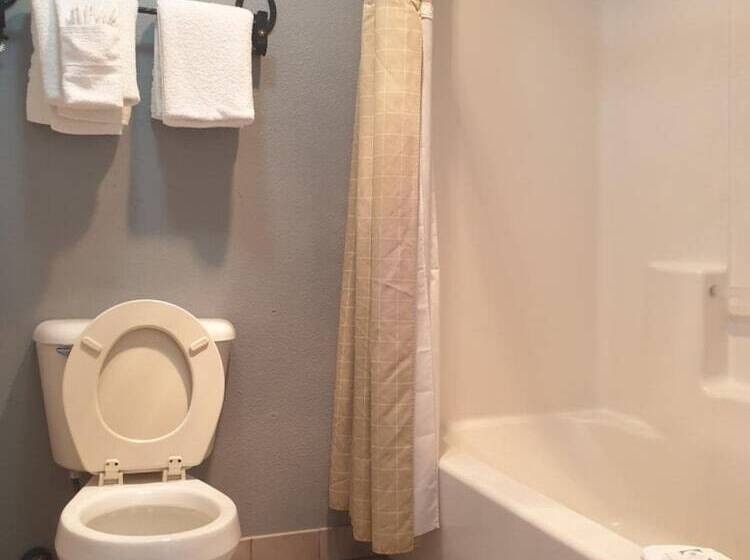 فندق على الطريق Riata Inn  Marfa