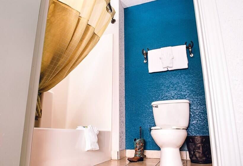 فندق على الطريق Riata Inn  Marfa