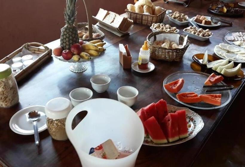 Pensionat Pousada Buieié