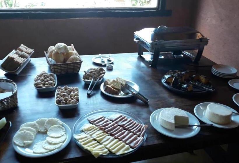 Pensionat Pousada Buieié