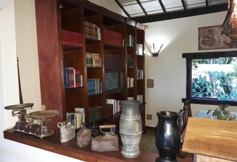 Pensionat Pousada Buieié