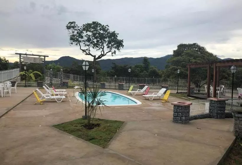ペンション Pousada Country K No Parque Aquamak