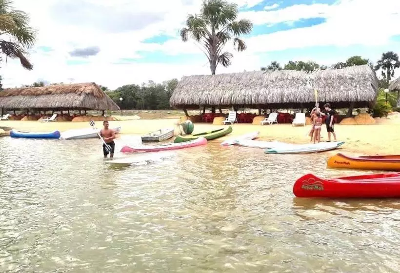 ペンション Pousada Country K No Parque Aquamak