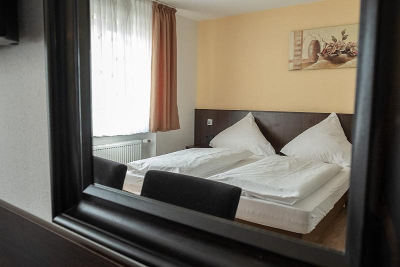 Schnitzelhaus Und Pension Stadt Rosbach