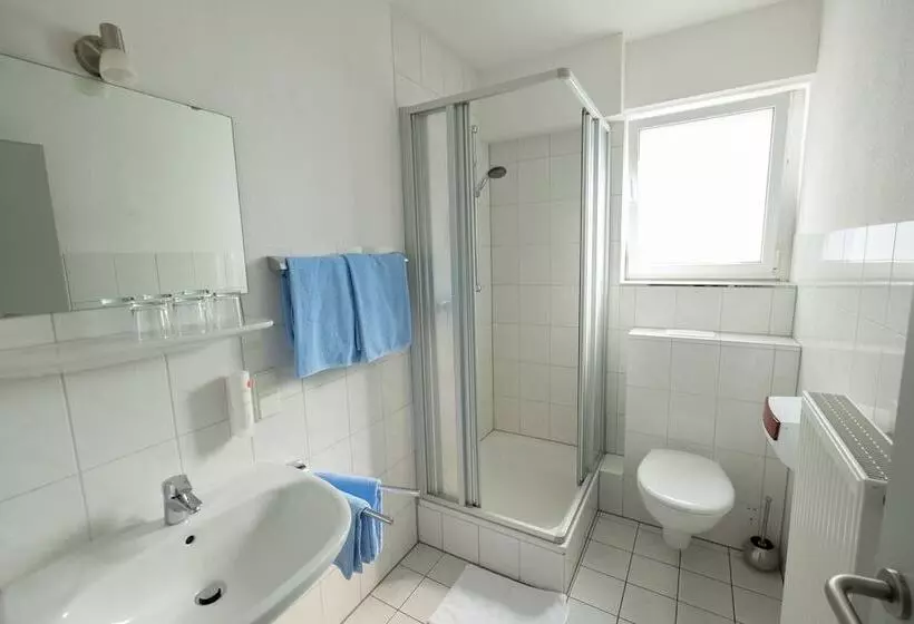 Schnitzelhaus Und Pension Stadt Rosbach