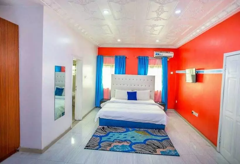 Eclipse Hotel And Lounge