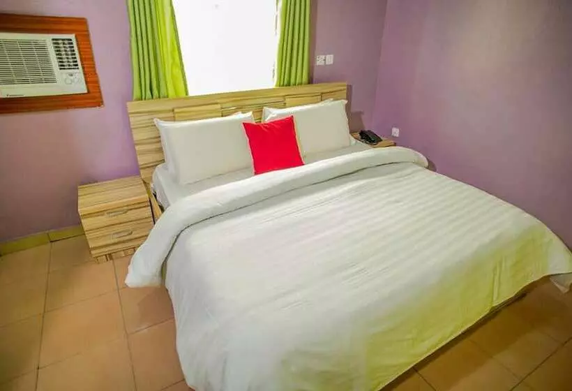 Eclipse Hotel And Lounge