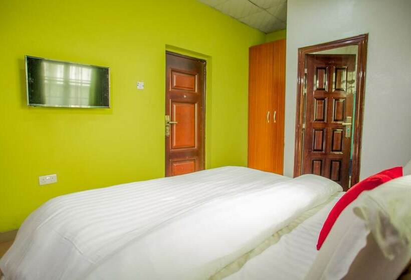 Eclipse Hotel And Lounge