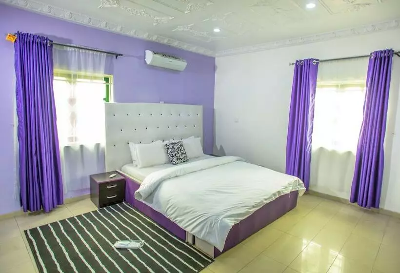 Eclipse Hotel And Lounge