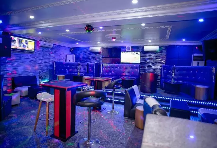 Eclipse Hotel And Lounge