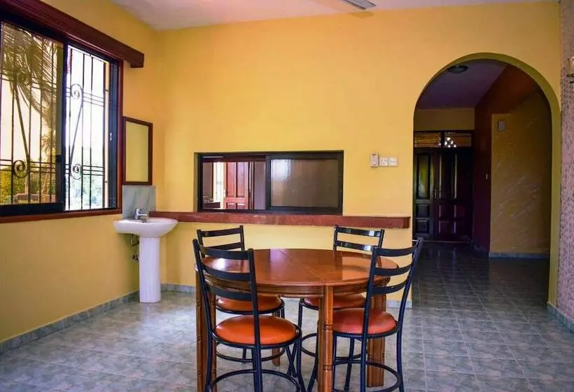 Garden Park Hotel Mtwapa