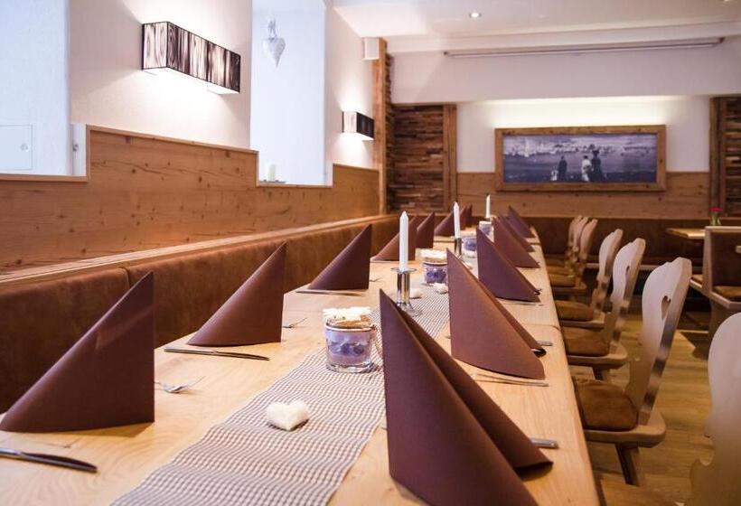 Hotel Gasthof Blaue Traube E.k