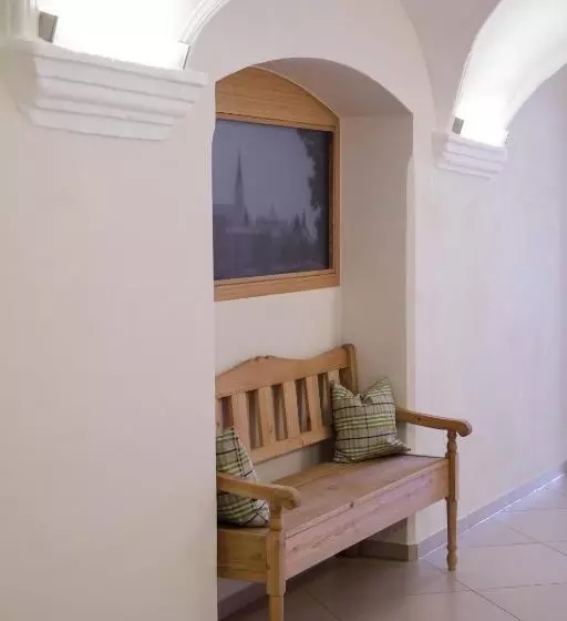 Hotelli Gasthof Blaue Traube E.k