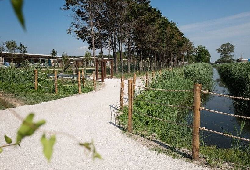 בית מלון כפרי Lino Delle Fate Eco Resort