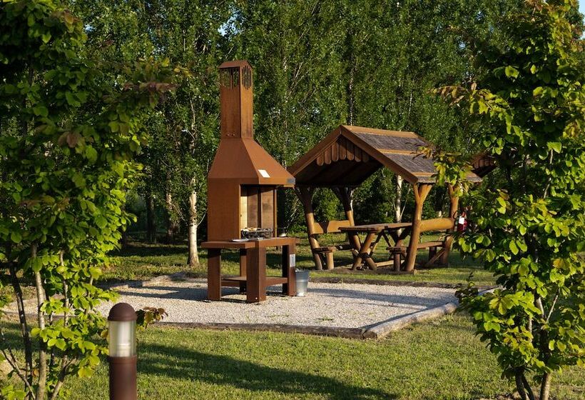 בית מלון כפרי Lino Delle Fate Eco Resort