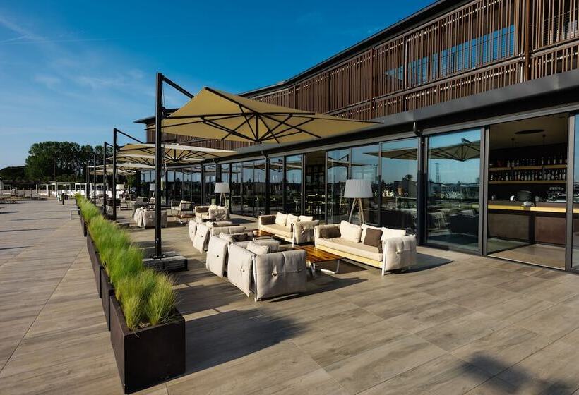 בית מלון כפרי Lino Delle Fate Eco Resort