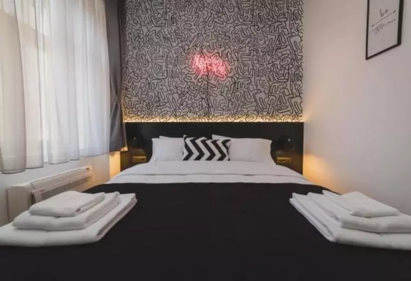 هتل Marienplatz Podgorica