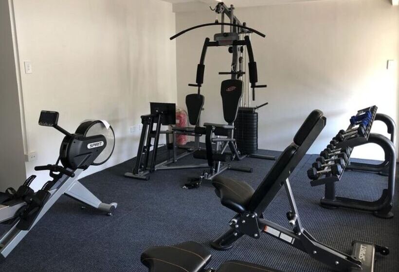 בית מלון כפרי Nambis Inn