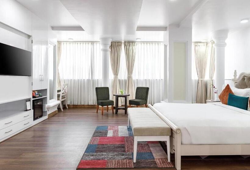 هتل Regenta Place Sabrina Kathmandu Nepal
