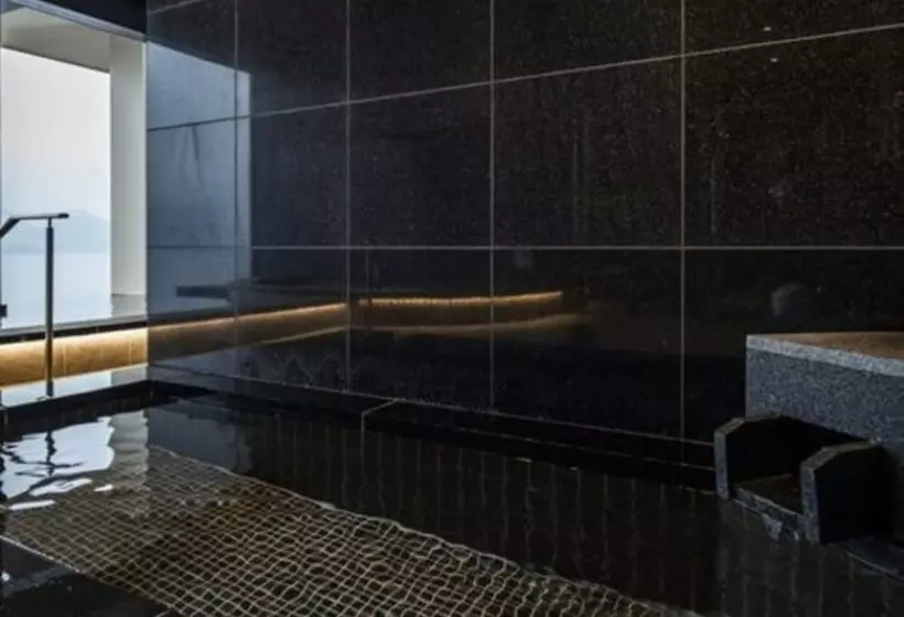 Hotelli The Lake Suite Ko No Sumika