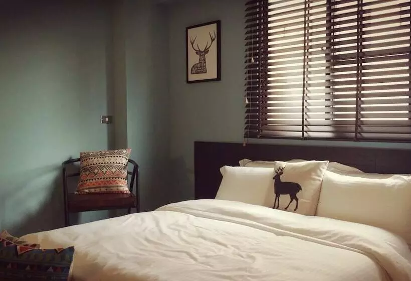 تختخواب و صبحانه 小步洋樓民宿kokokara House