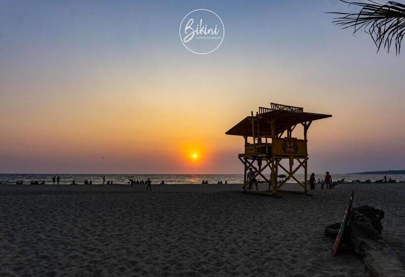 膳宿费 Bikini Beach House