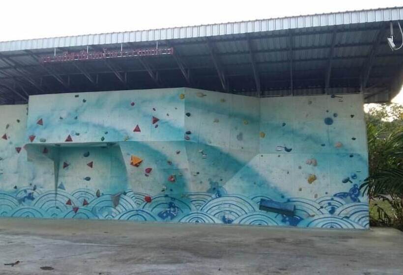 بنسيون Piti Home Place